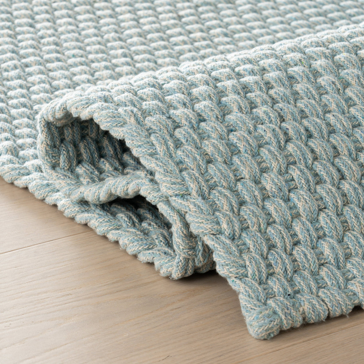 Dash & Albert Bridges Rope Rug in Light Blue, photo 9