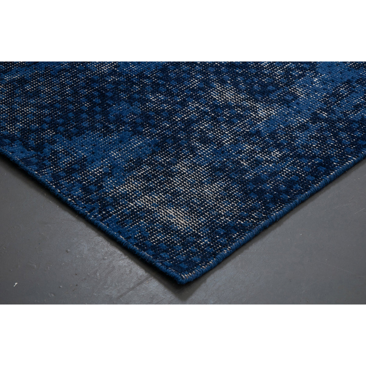 Home Accents - Floor Rugs — Transitional