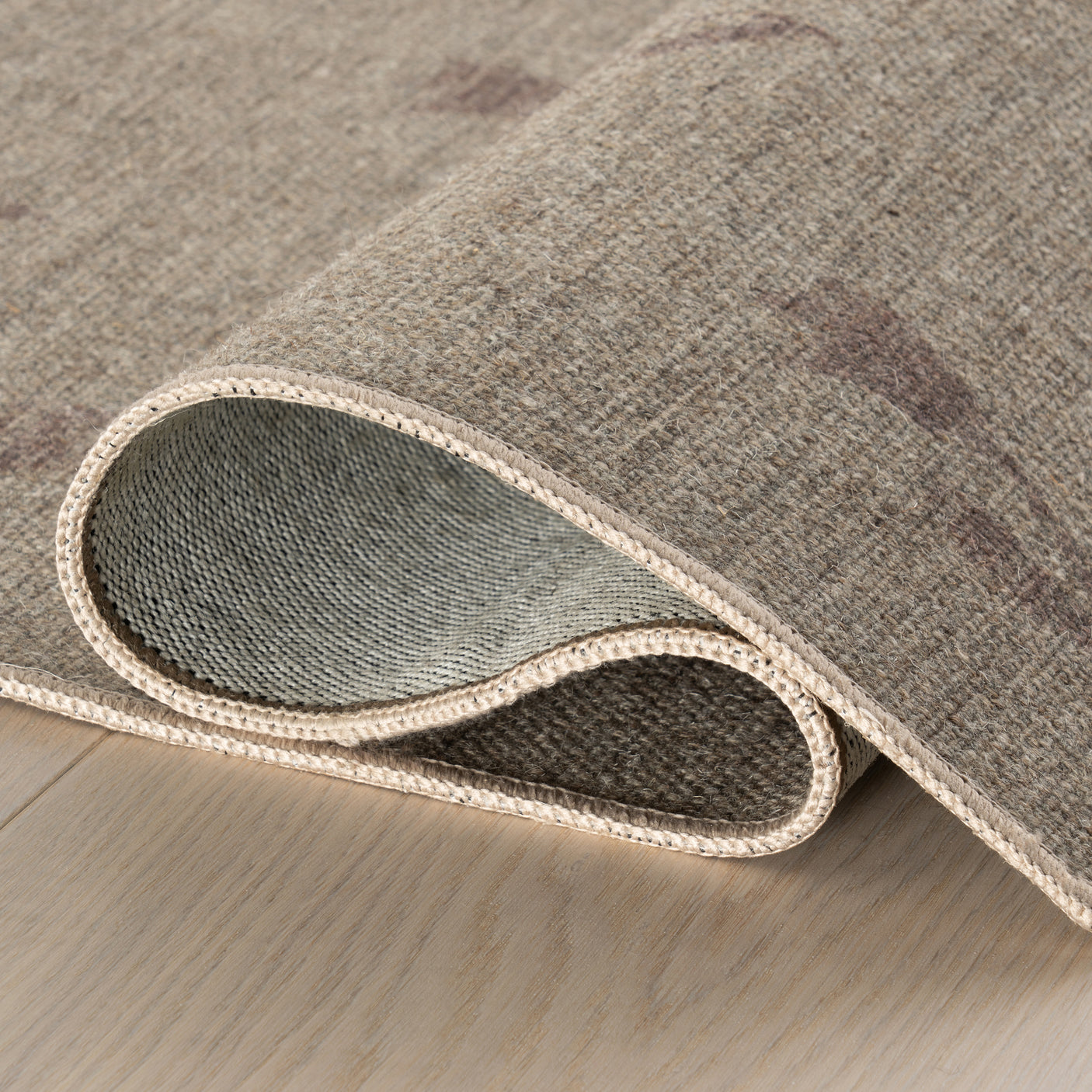 Nate Berkus Flora Soft Floral Washable Area Rug