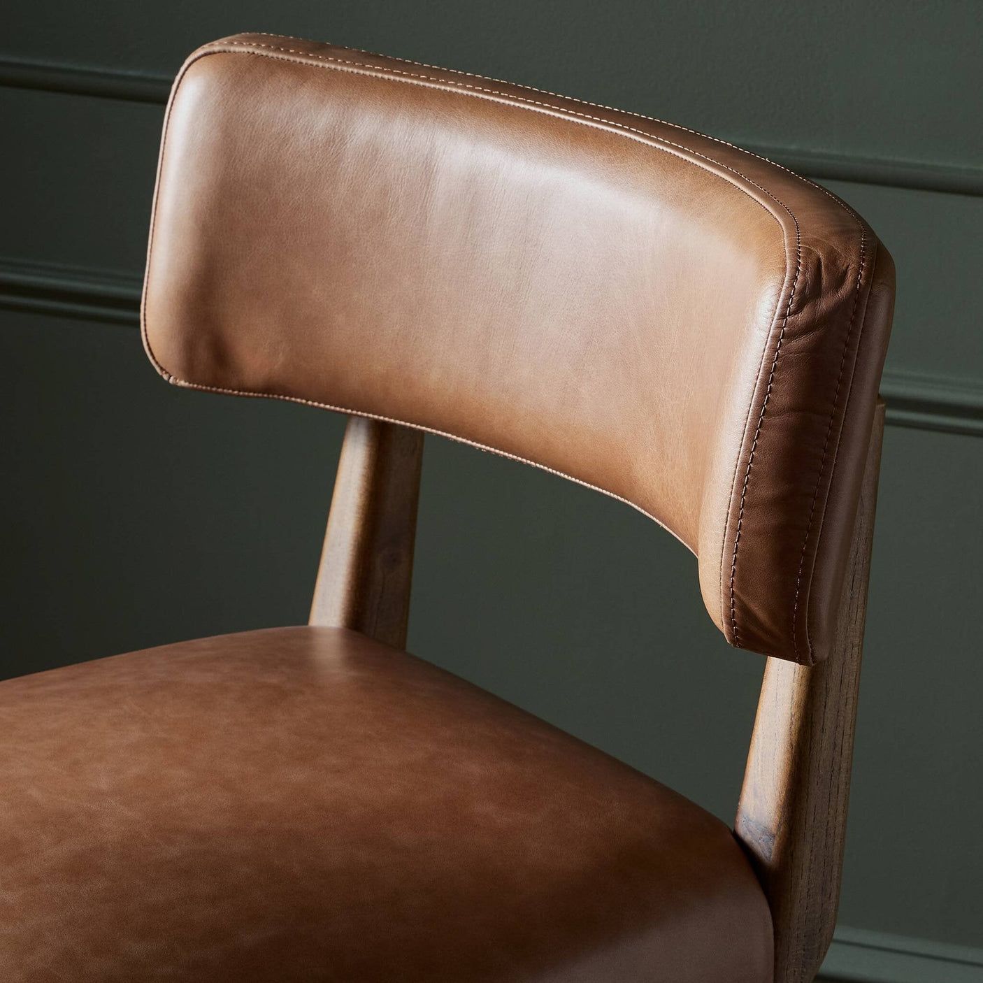 Cardell Swivel Bar + Counter Stool