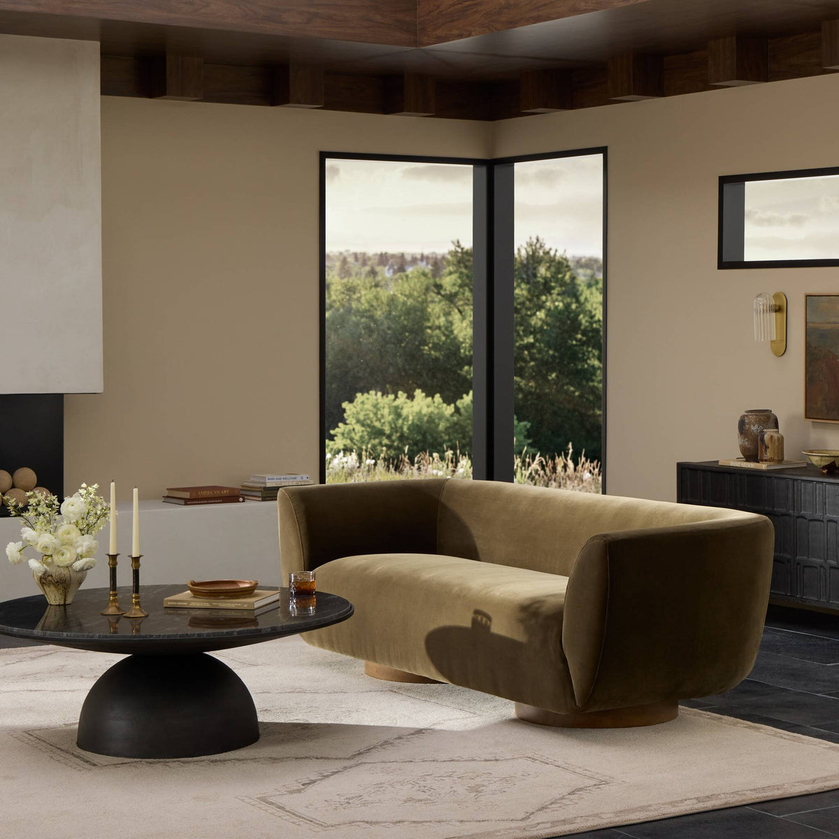 Sabine Sofa