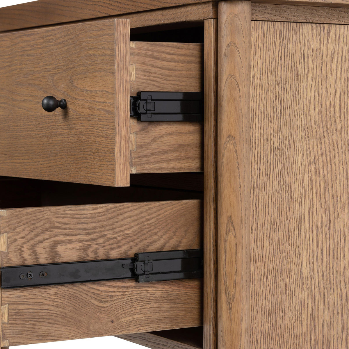 Roark Nightstand