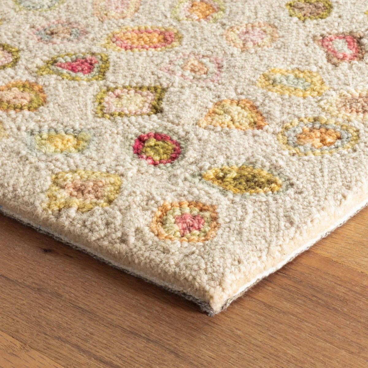 Cat's Paw Hand Micro Hooked Wool Rug