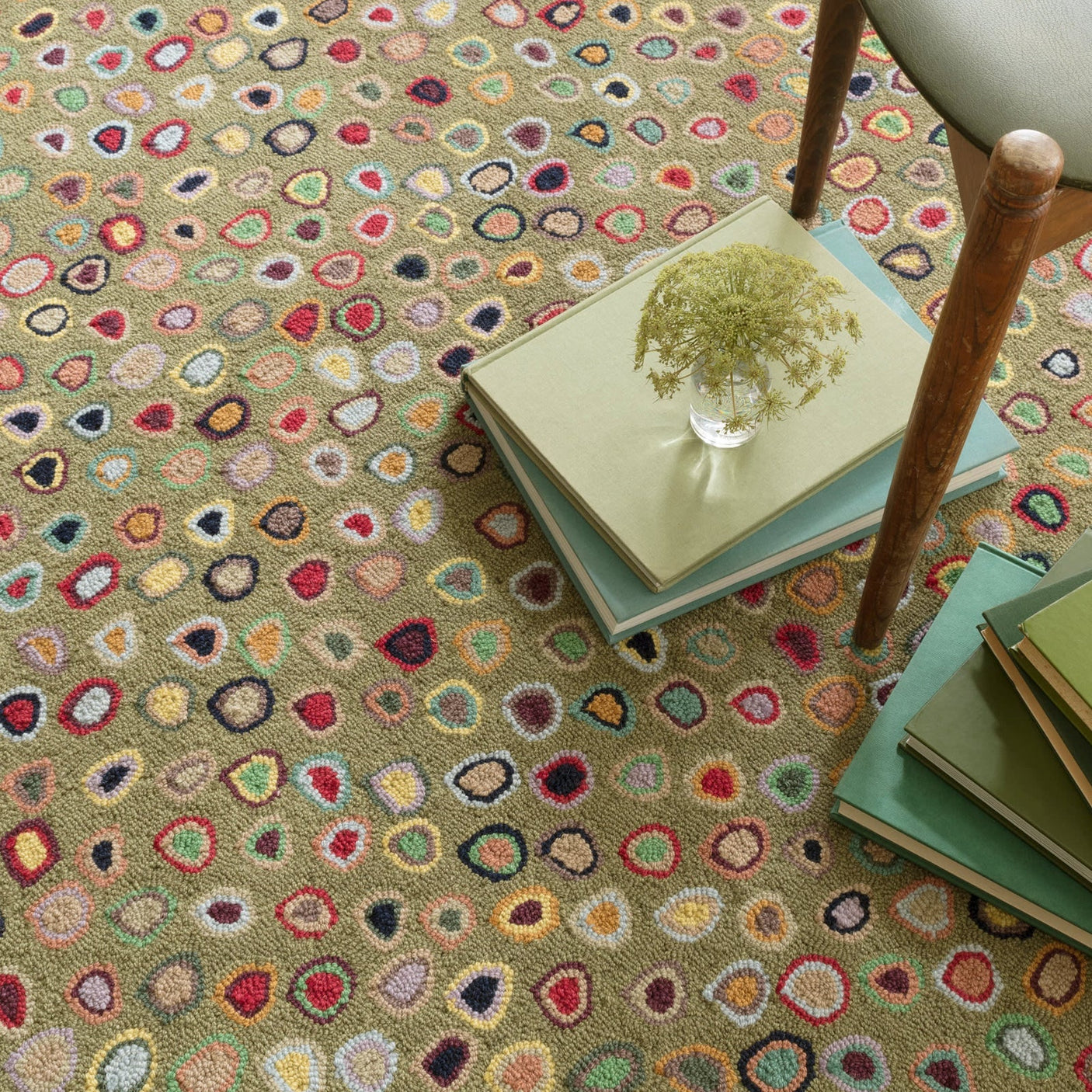 Cat's Paw Hand Micro Hooked Wool Rug