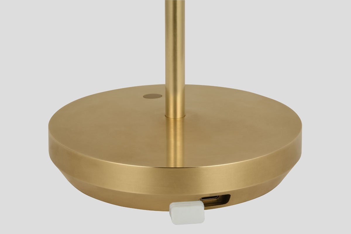 Doppia Short Accent Rechargeable Table Lamp