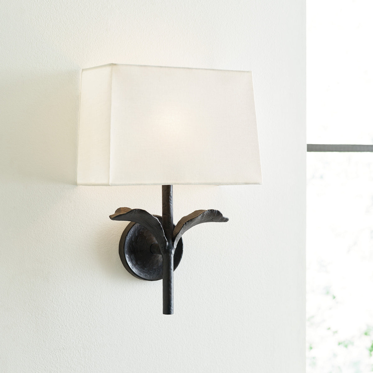 Georgia Sconce