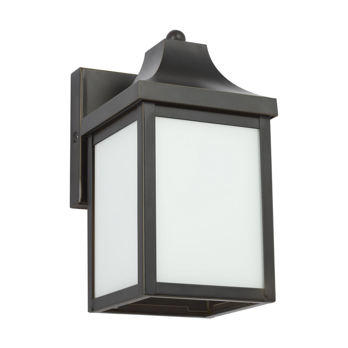 Saybrook 9" Lantern — 8.63"