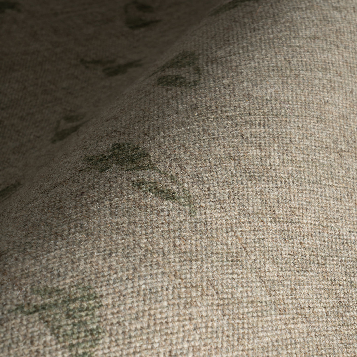 Nate Berkus Flora Soft Floral Washable Area Rug