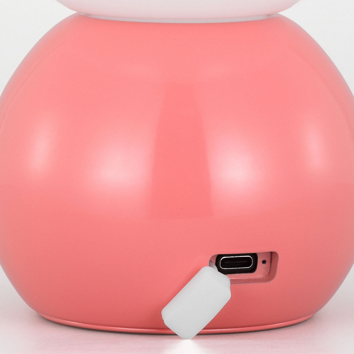 Suki Rechargeable Mini Table Lamp