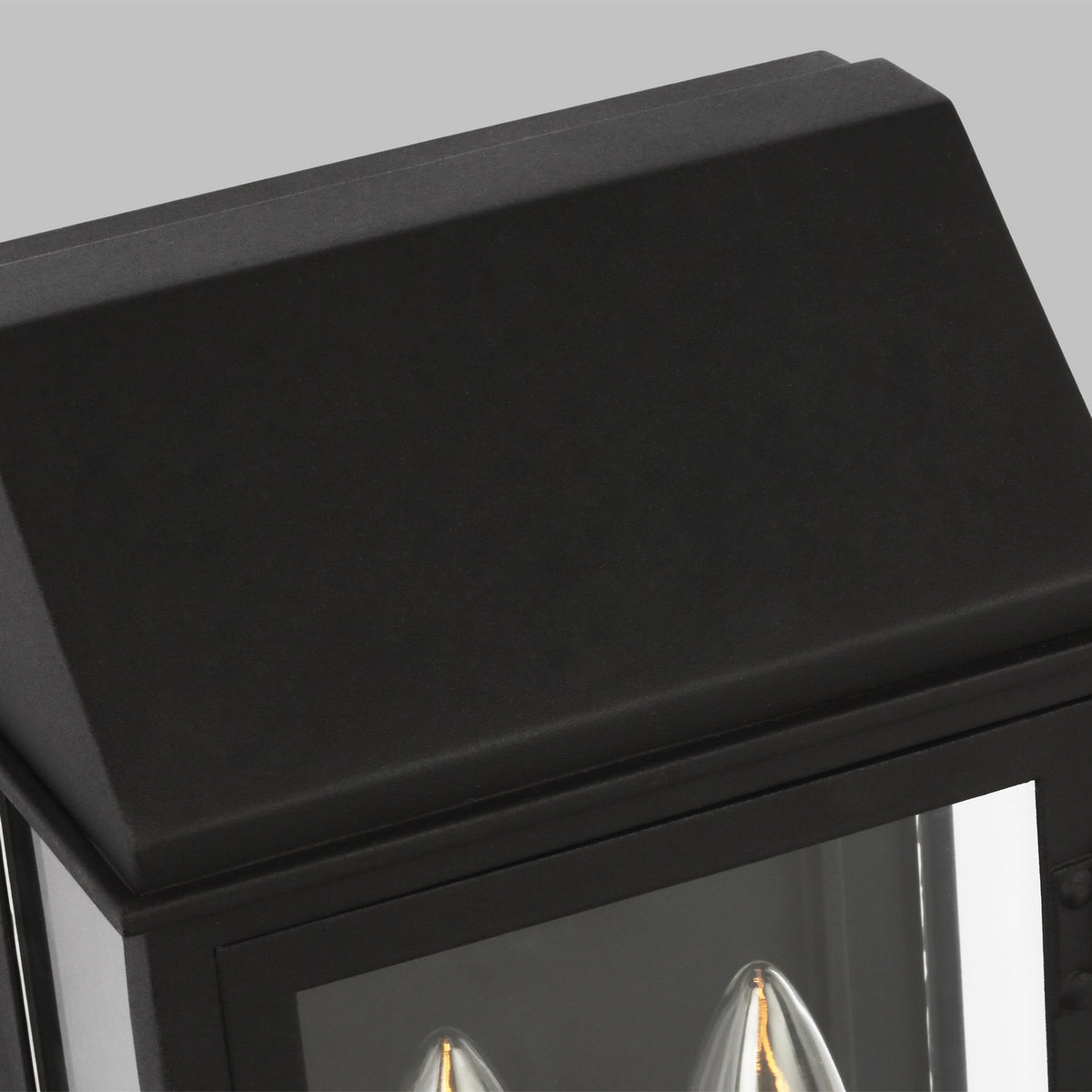 Hingham Small Wall Lantern