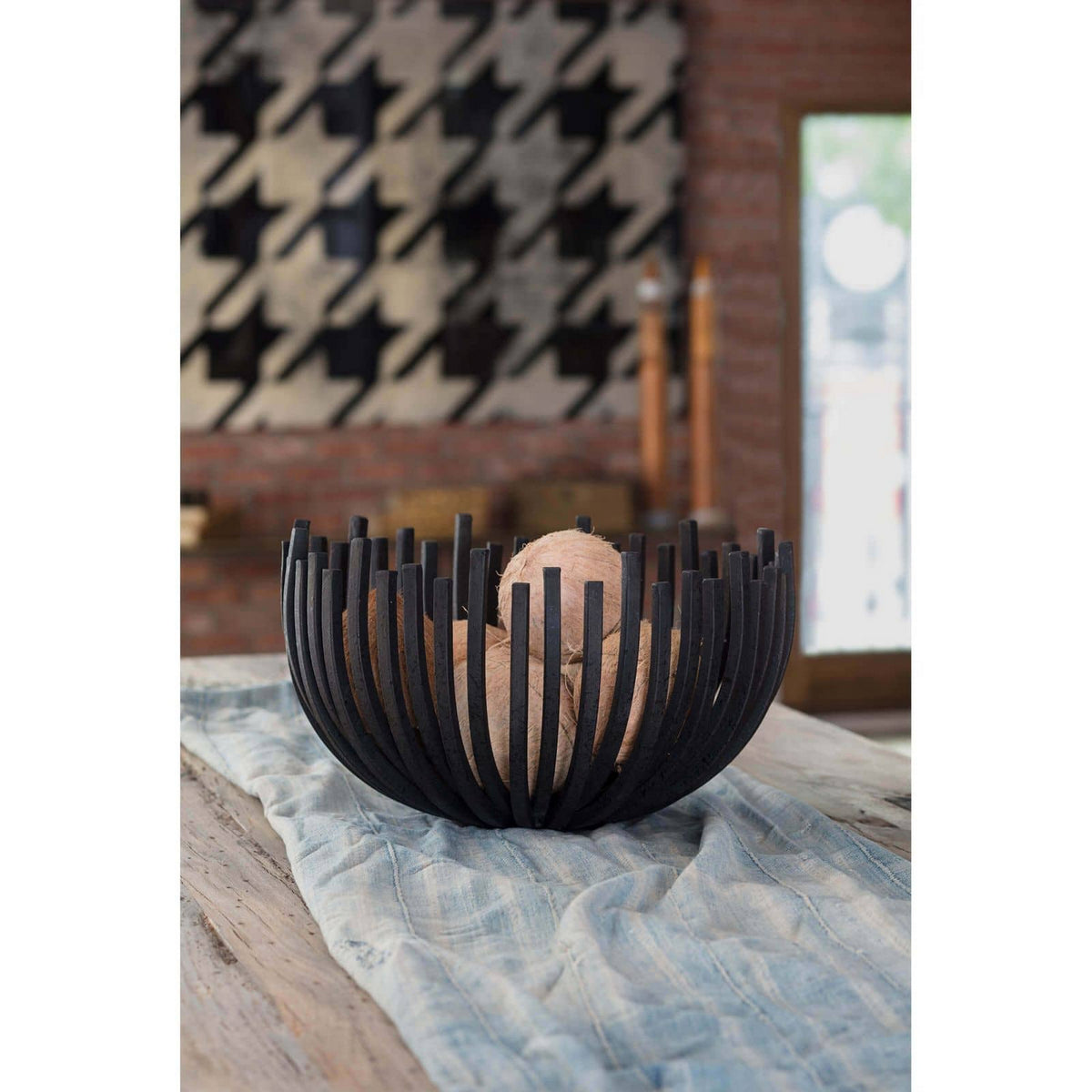 Webbed Bowl — 9.50"
