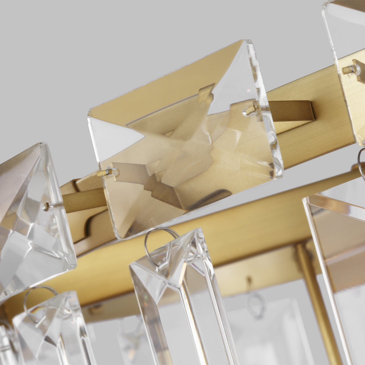 Ten Light Chandelier — 24.13"