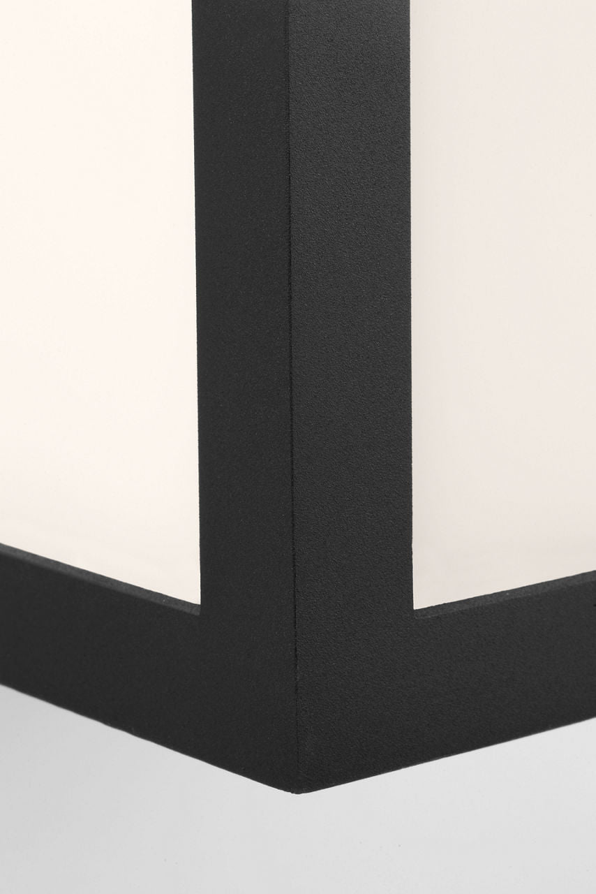 Sesha 30 Wall Lantern