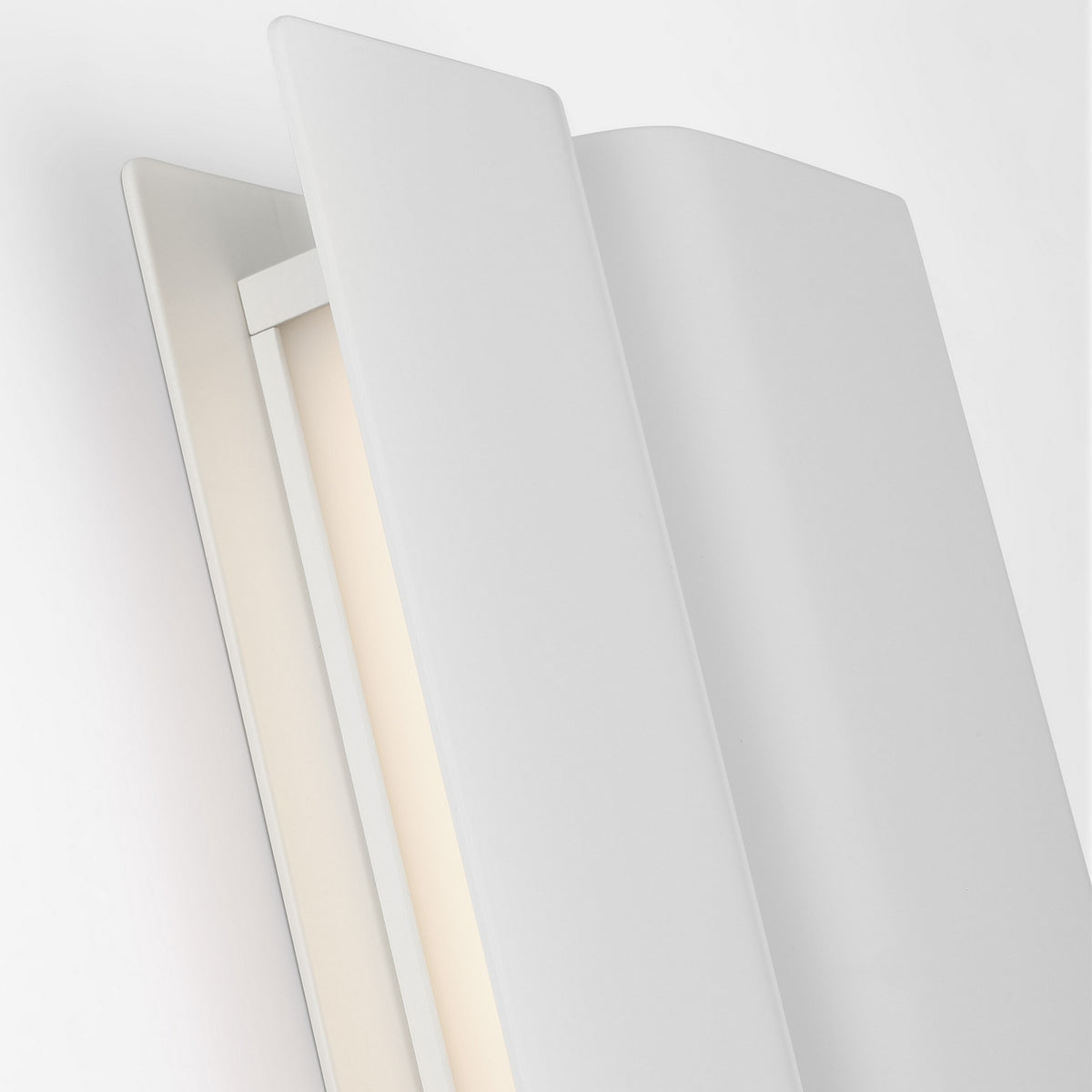 Cloak 36 Vanity