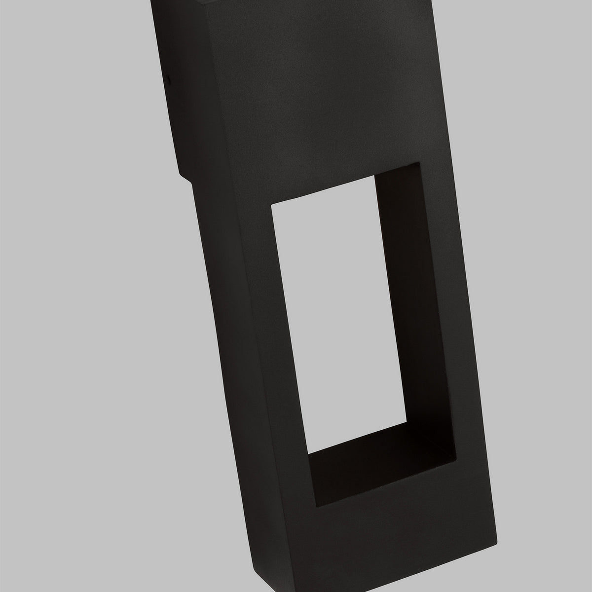 Testa Medium Wall Lantern