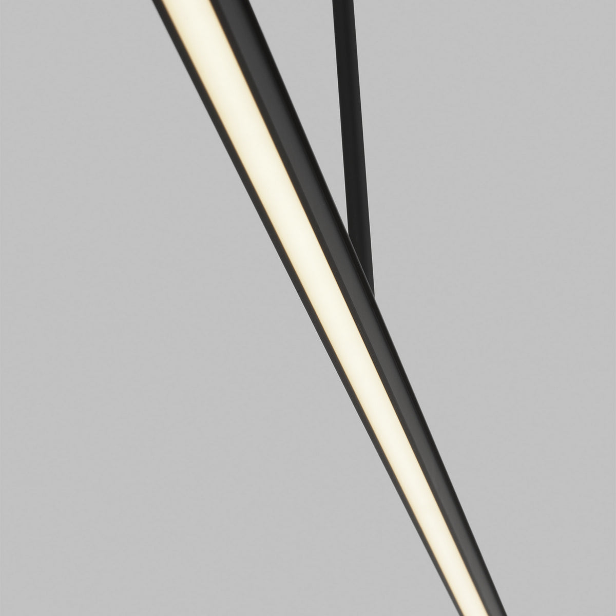 Stagger 72 Linear Suspension