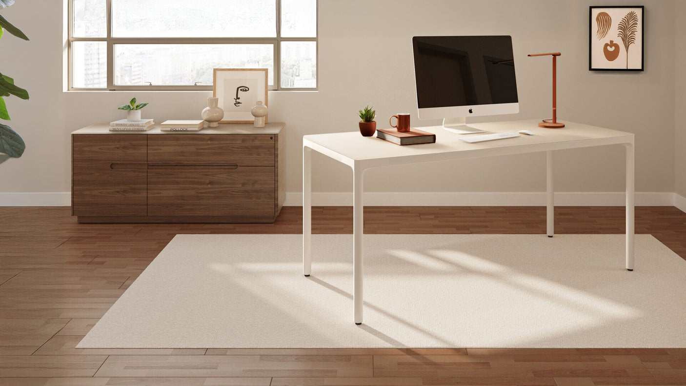 Luma | Desk