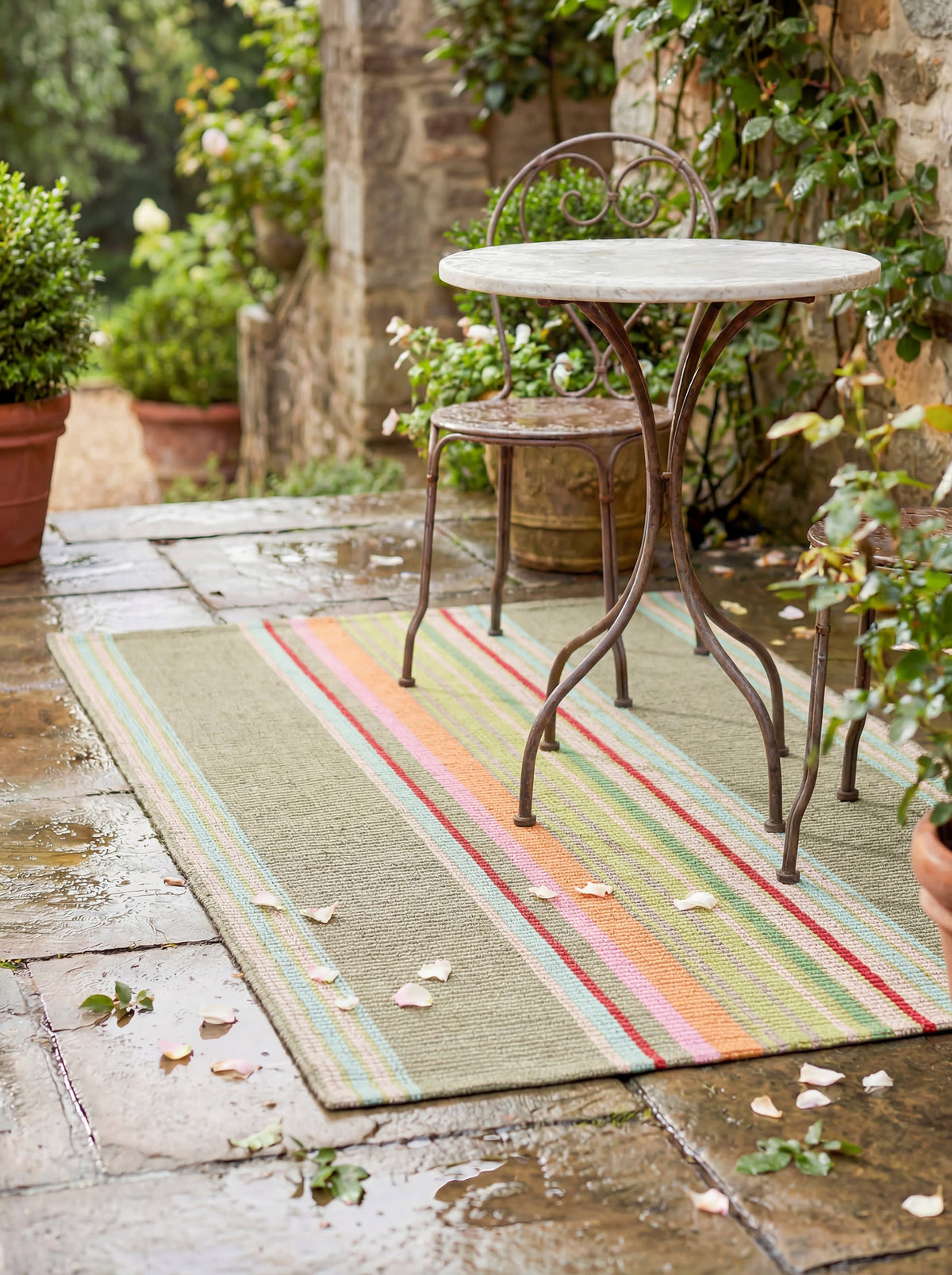 Dash & Albert Stone Soup Handwoven Indoor/Outdoor Rug in Multi, garden patio runner