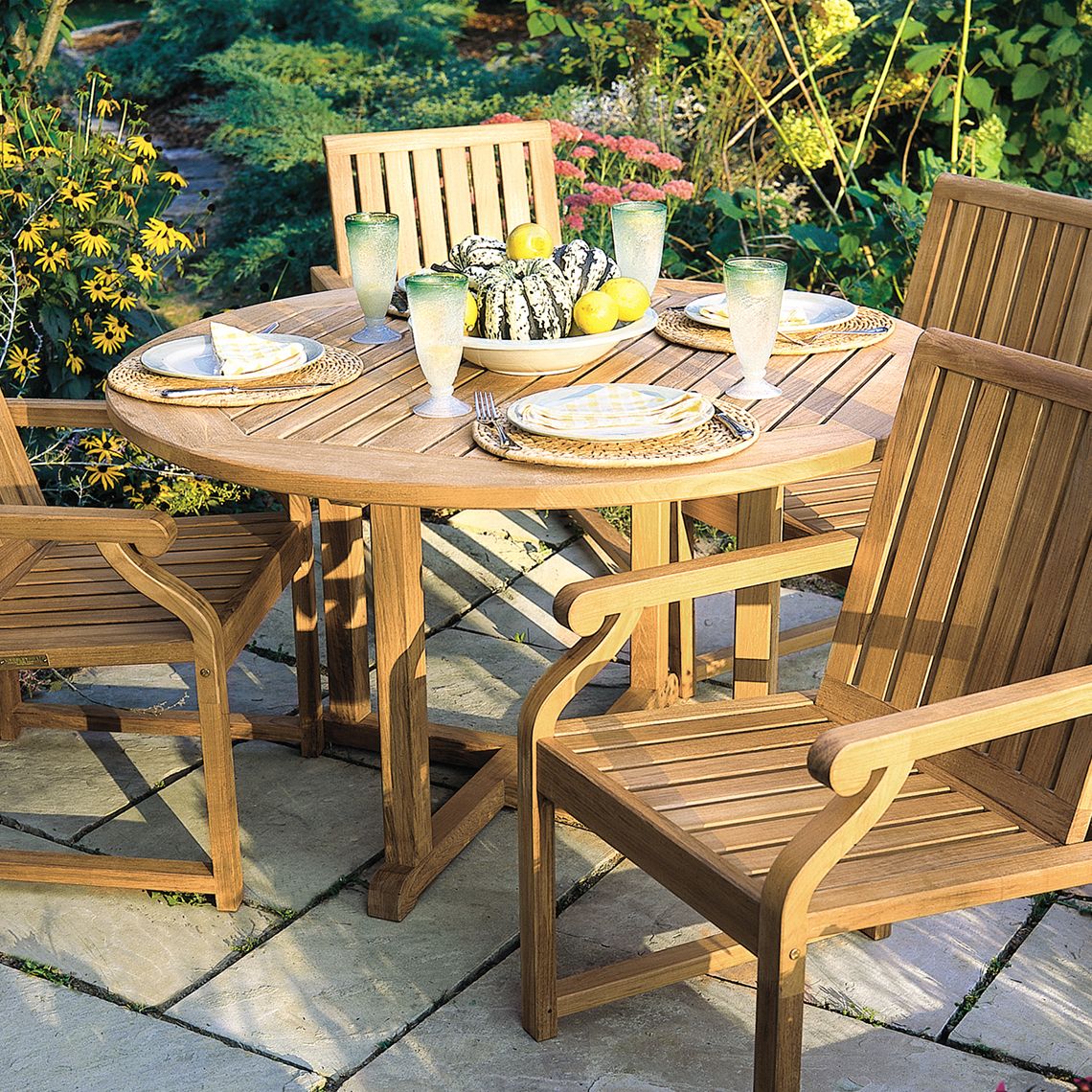 Essex Round Dining Table