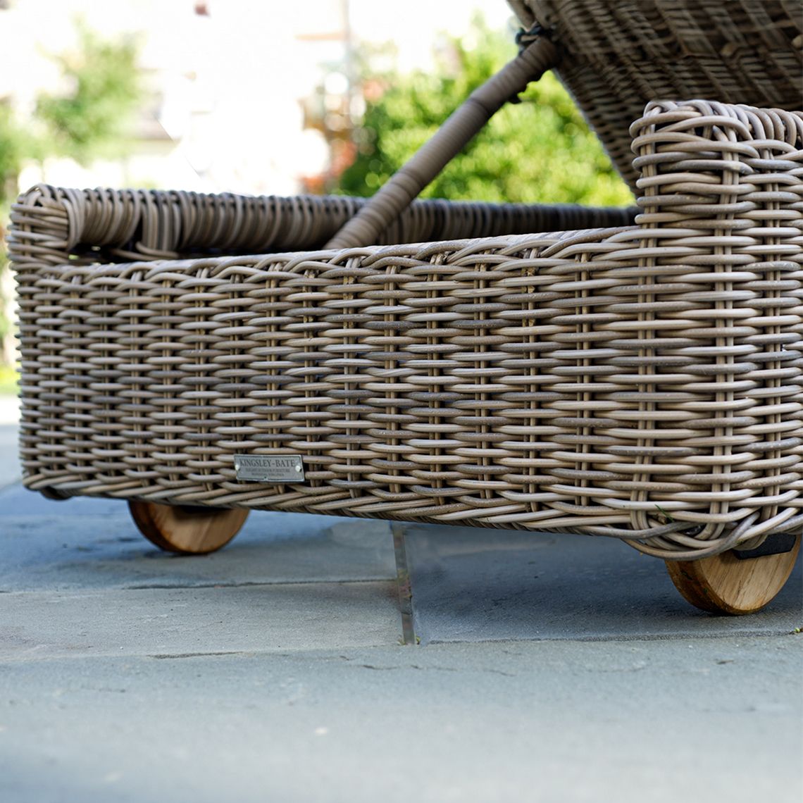 Sag Harbor Adjustable Chaise Lounge with Wheels