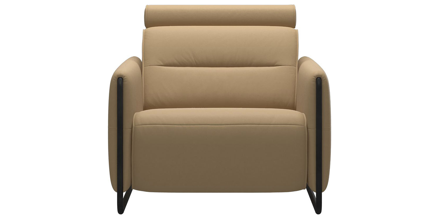 Paloma Leather Sand & Matte Black Arm Trim | Stressless Emily Chair | Valley Ridge Furniture