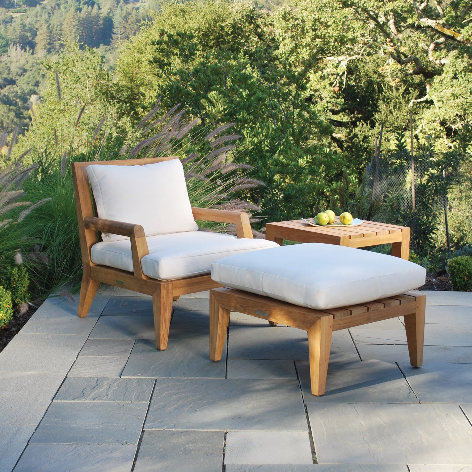 Deep Seating Lounge Chair | Kingsley Bate Mendocino Collection | Valley Ridge Furniture