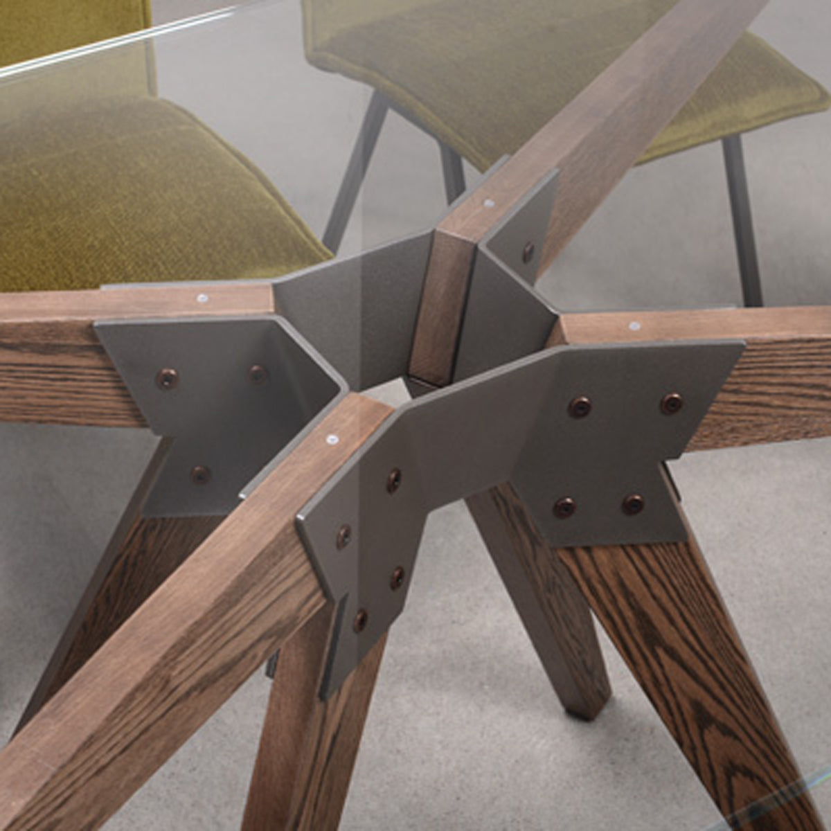 Champagne and Smoke | Trica Soul Table