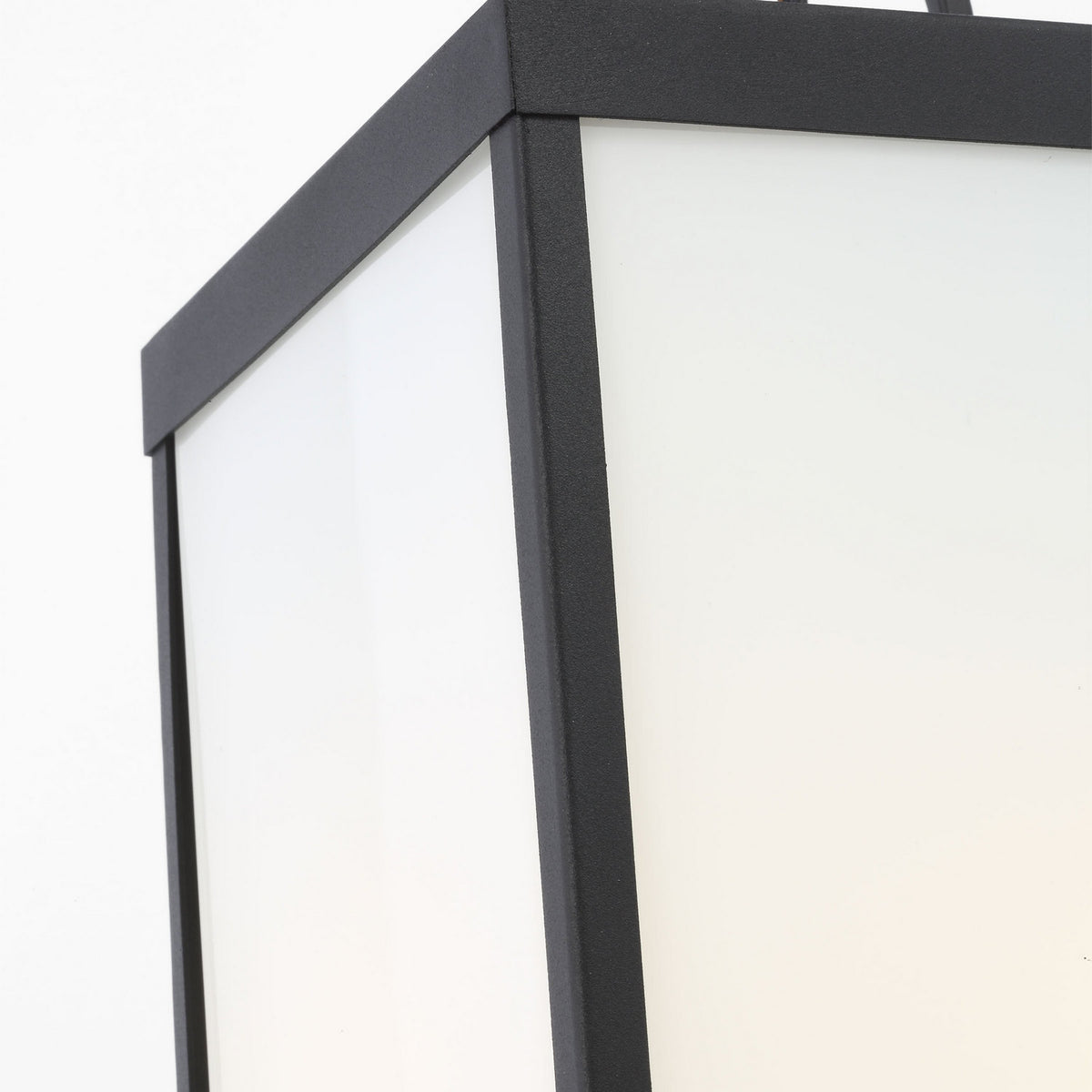 Howell Medium Pendant