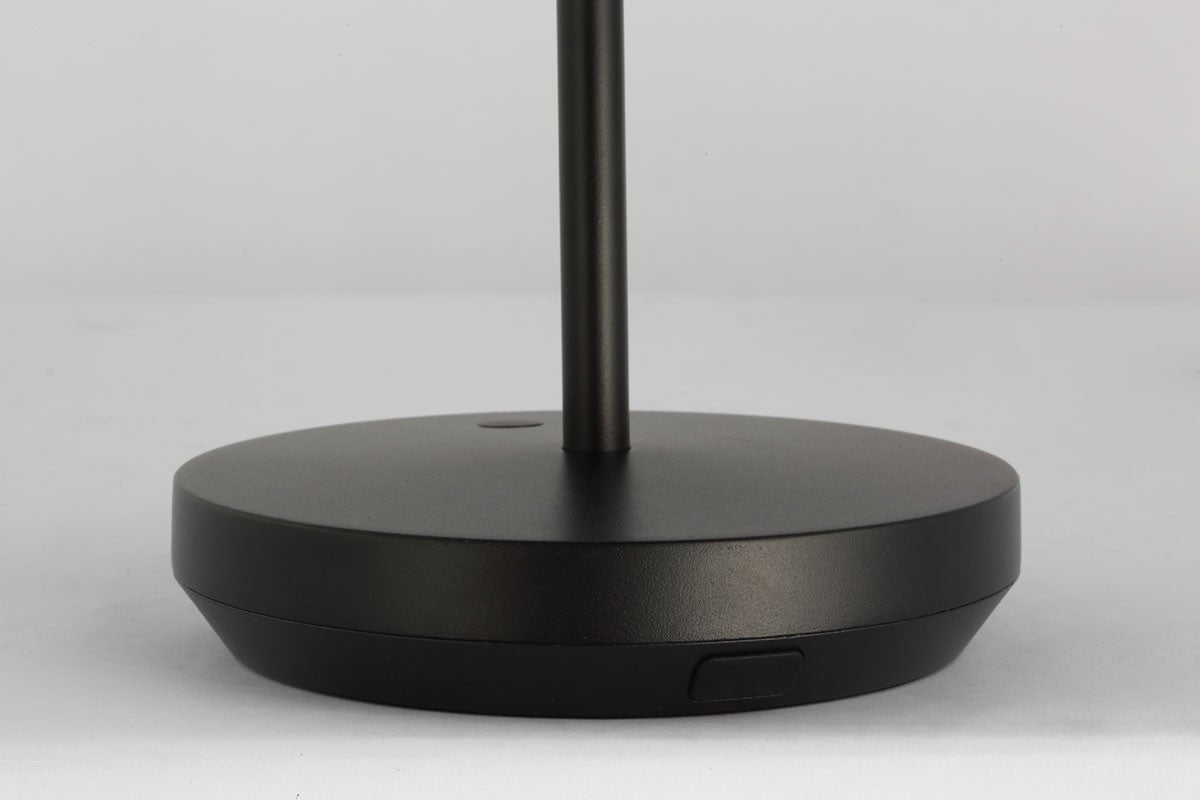 Doppia Short Accent Rechargeable Table Lamp