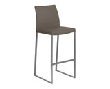 Trica Curvo Stool
