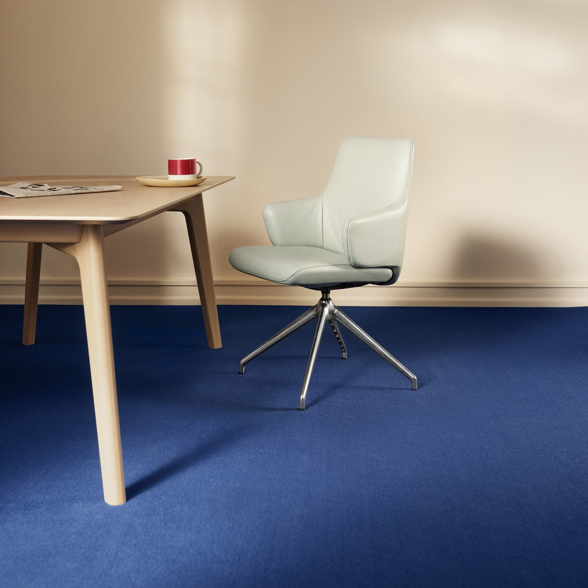 Stressless Laurel Low Back Dining Chair with Swivel Base (D350), room setting, shown in Paloma Breezy Blue all-groups