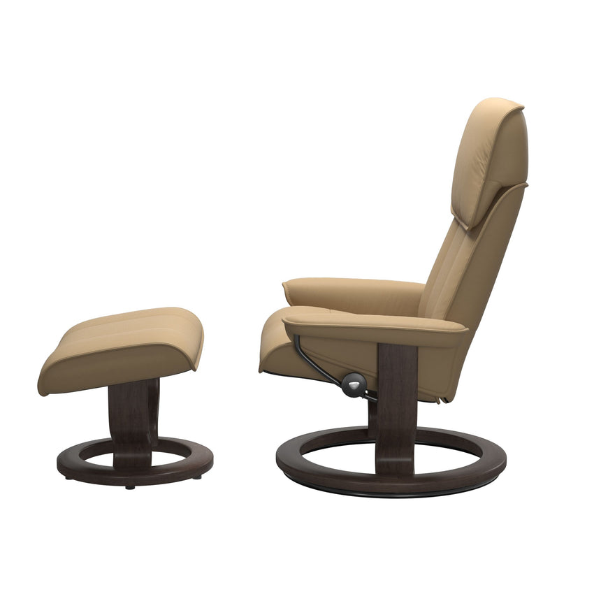 Admiral Recliner - Classic Base - Paloma Sand - Wenge Wood