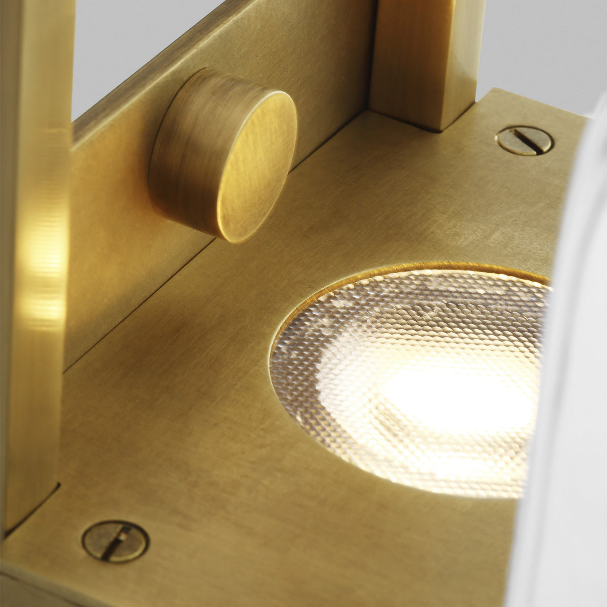 Duelle Medium Wall Sconce