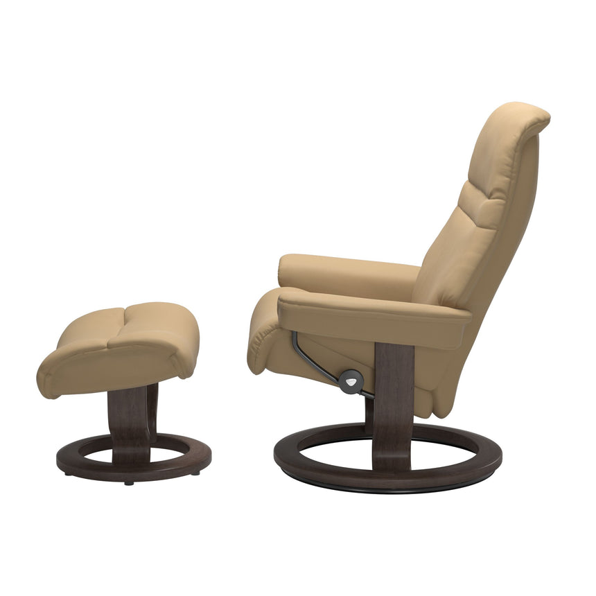 Sunrise Recliner - Classic Base - Paloma Sand - Wenge Wood