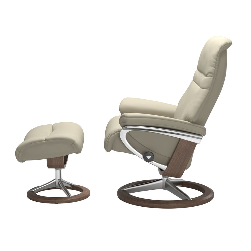Sunrise Recliner - Signature Base - Paloma Light Grey - Walnut Wood