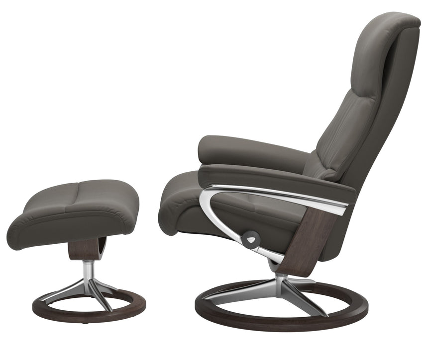 View Signature Recliner - Floor Model