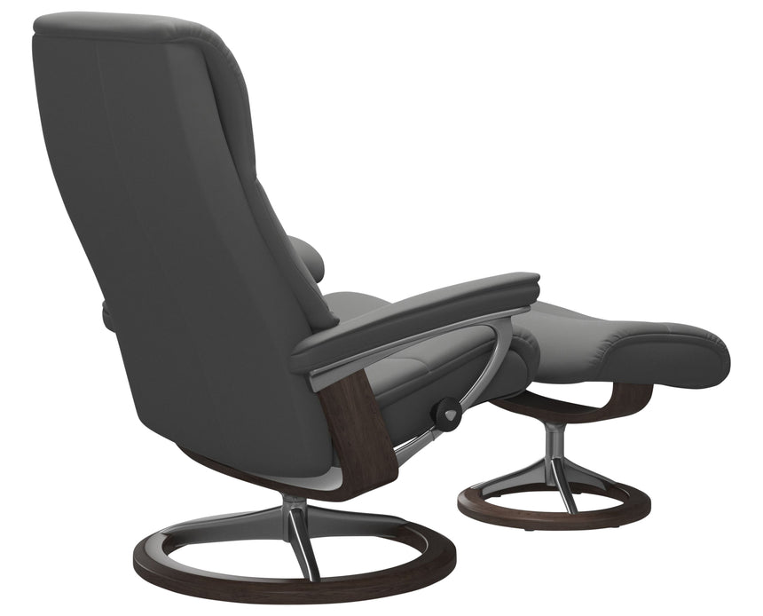 View Signature Recliner - Floor Model