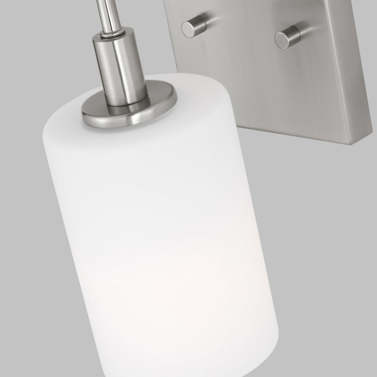 Oak Moore 1-Light Bath Sconce — 9 W