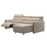 Emily Wood - 2-Seater Sofa with 1 Power Seat and 1 Long Seat - Paloma Fog - Walnut