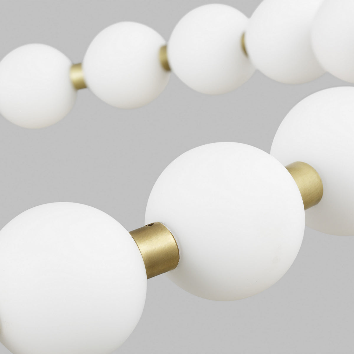 Orbet 30 Chandelier