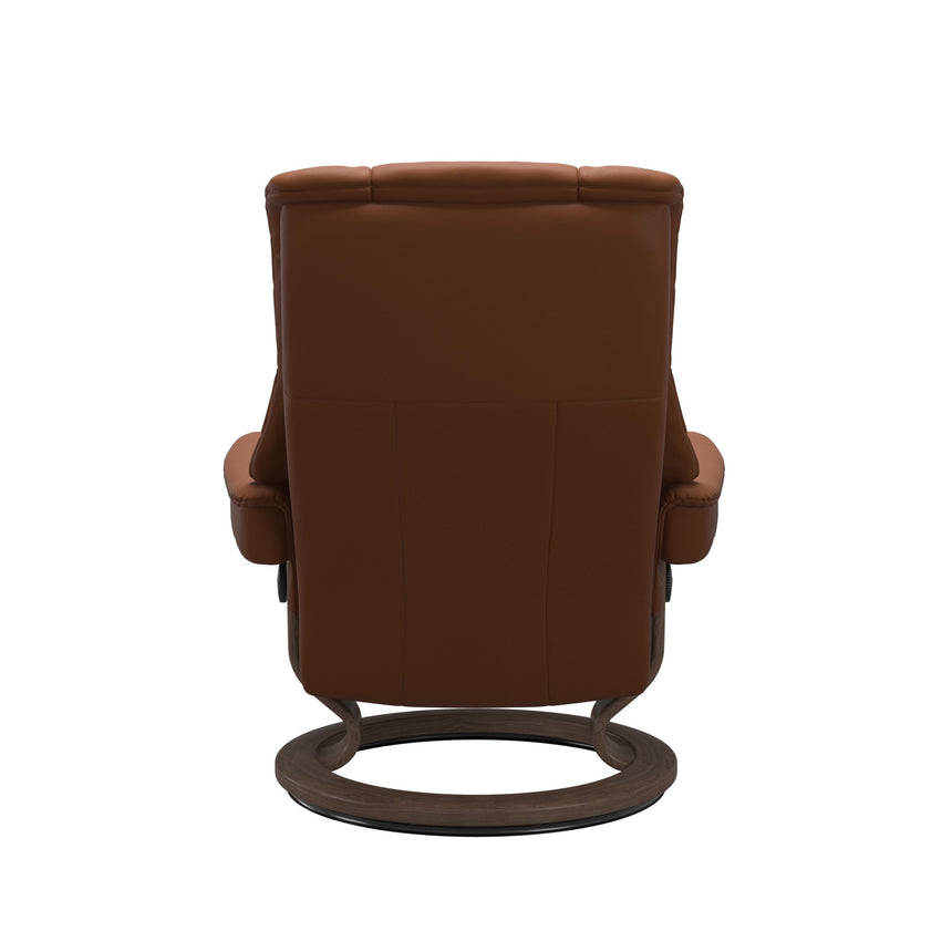 Mayfair Recliner - Classic Base - Paloma New cognac - Walnut Wood