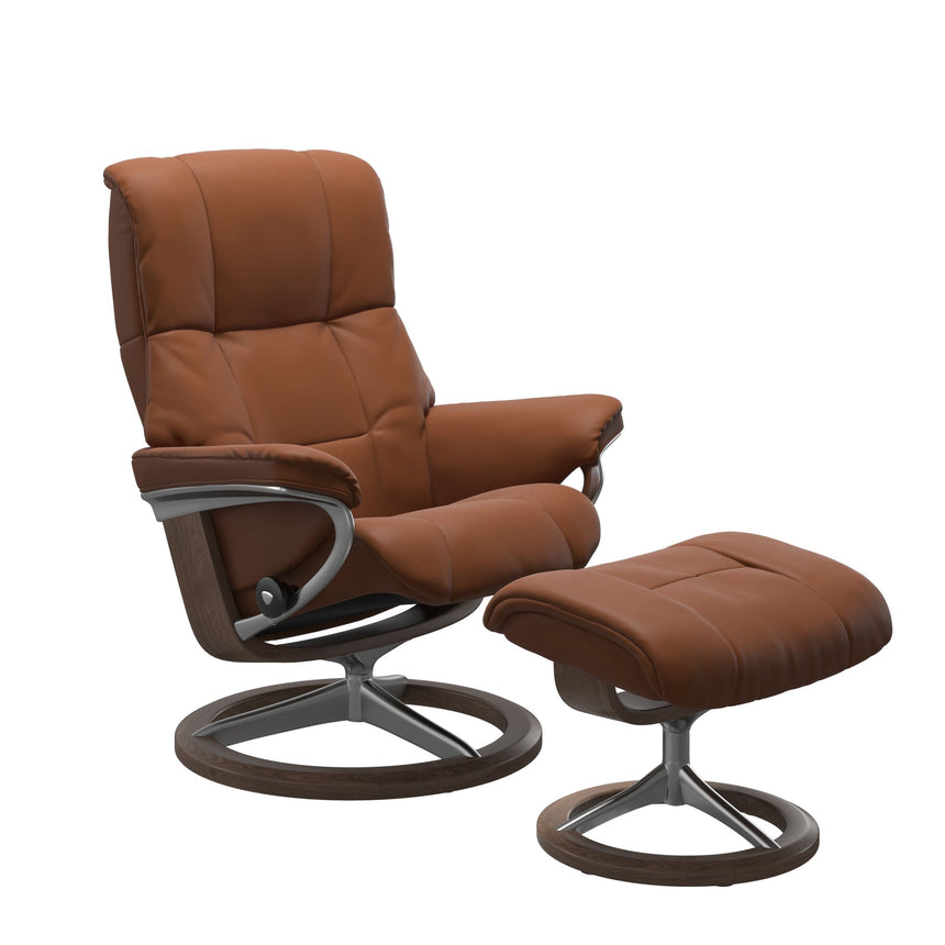 Mayfair Recliner - Signature Base - Paloma New cognac - Walnut Wood
