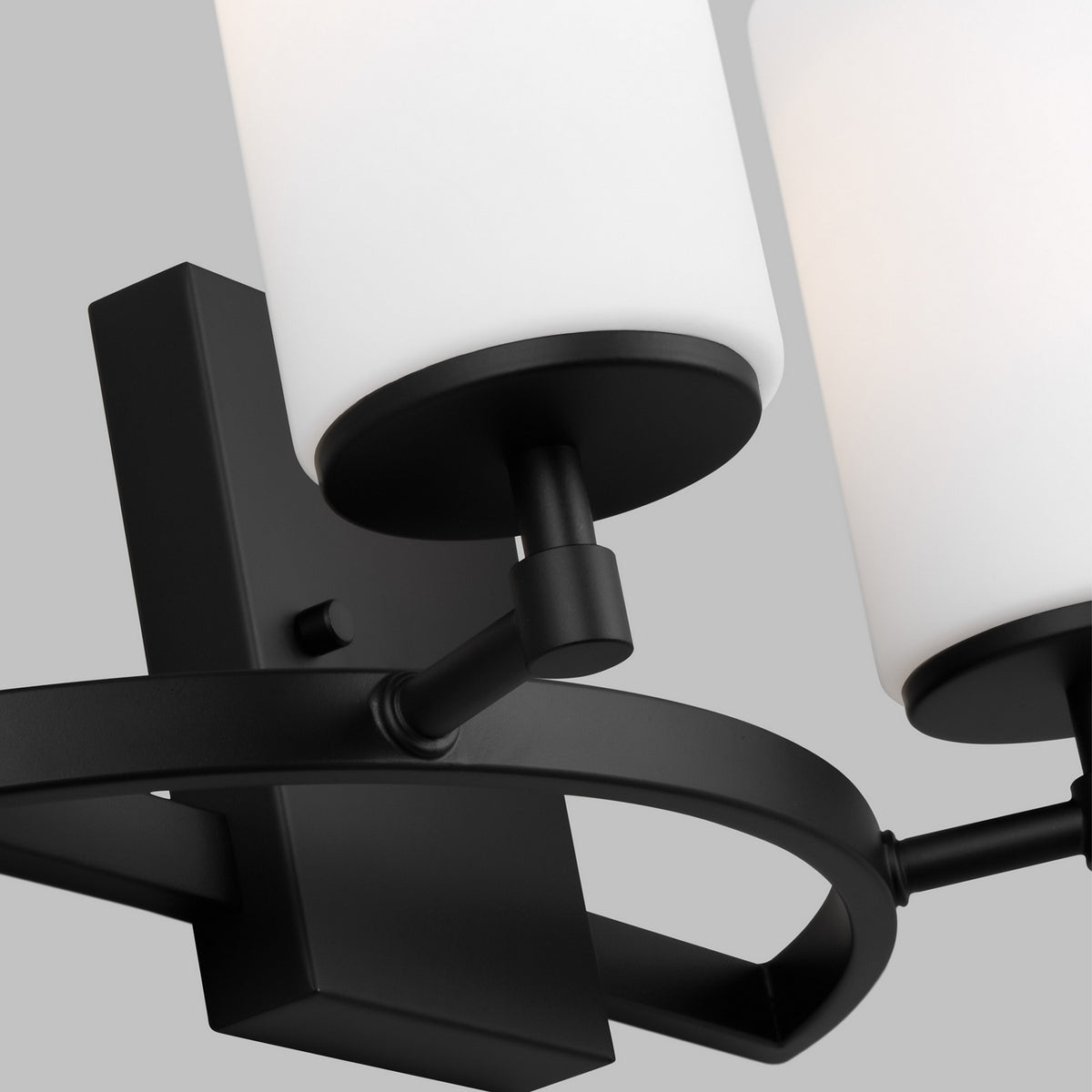 Alturas Two Light Bath