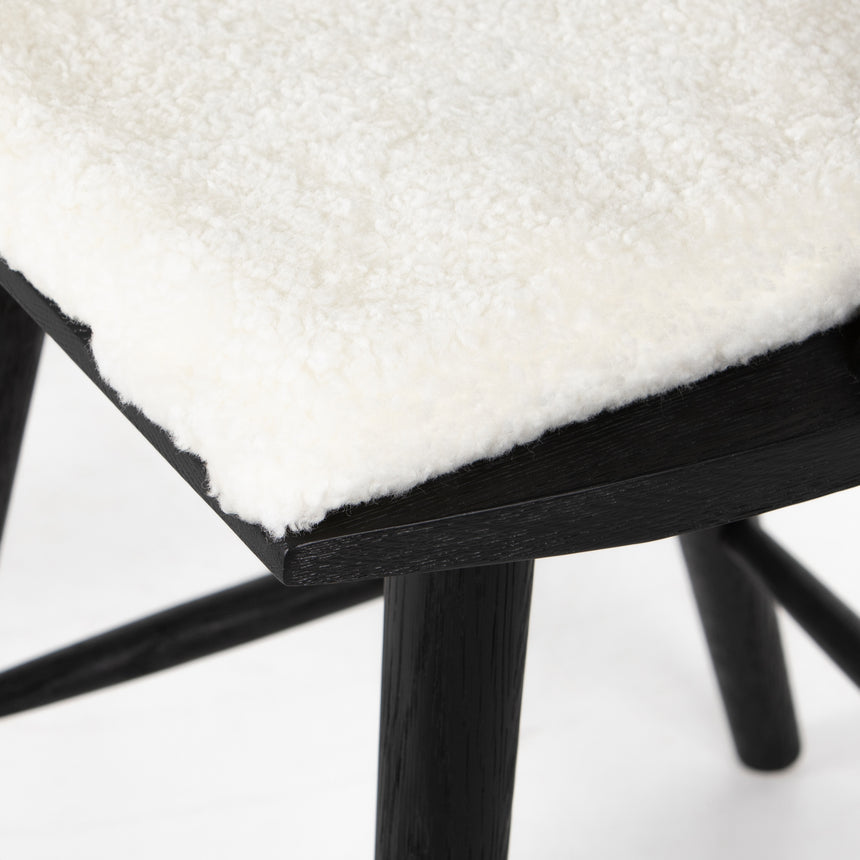 Black Oak and Cream Shorn Sheepskin with Ivory Backing Fabric (Counter Height) | Lewis Windsor Bar/Counter Chair | Valley Ridge Furniture