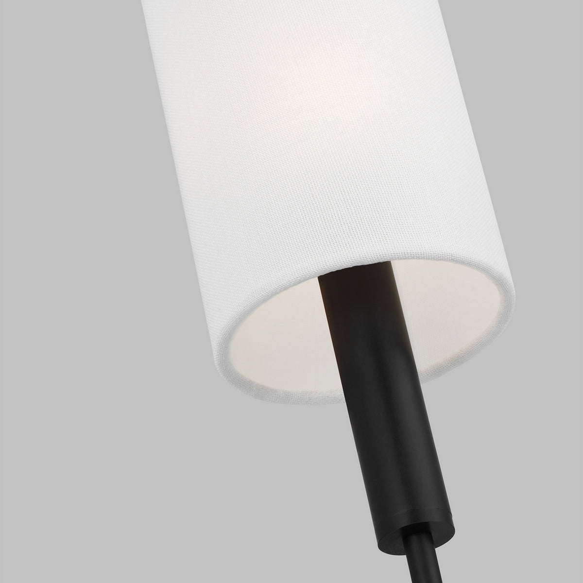 Brianna Tail Sconce