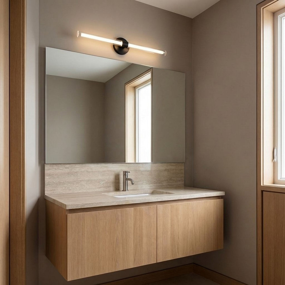Silas 24 Sconce