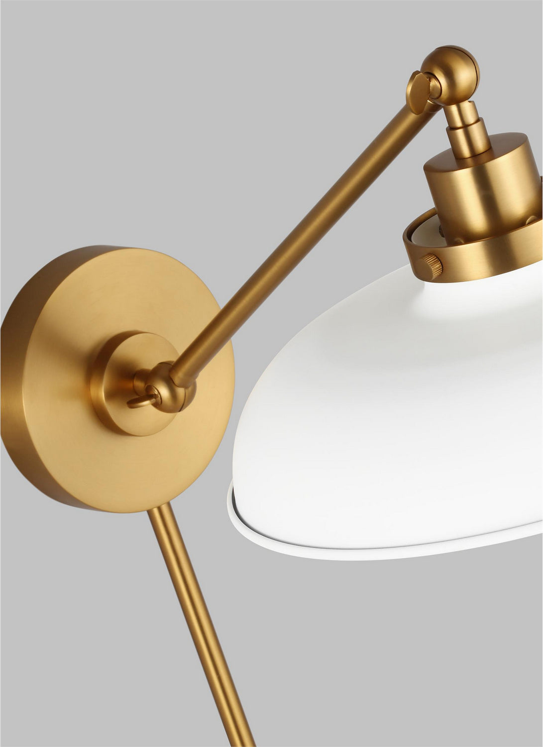 Wellfleet One-Arm Wide Sconce