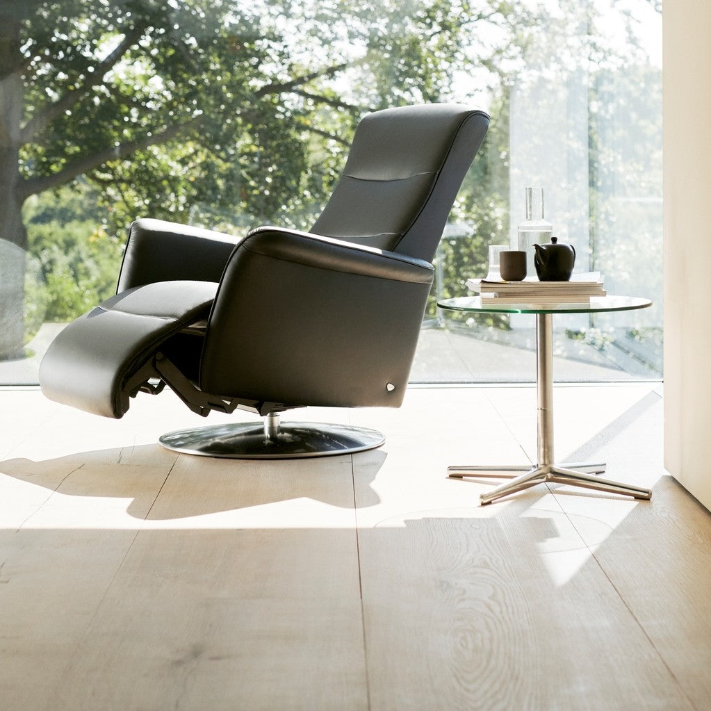 Stressless Mike Recliner Steel Base, room setting, shown in Paloma Black