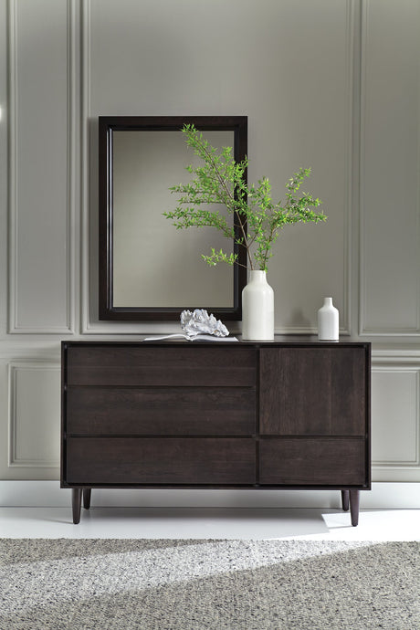 West Bros Jensen Landscape/Portrait Mirror, in a room setting