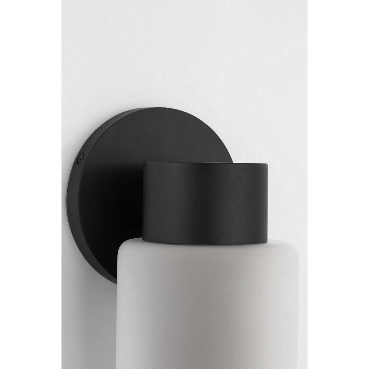 Ridge 25" Outdoor Wall